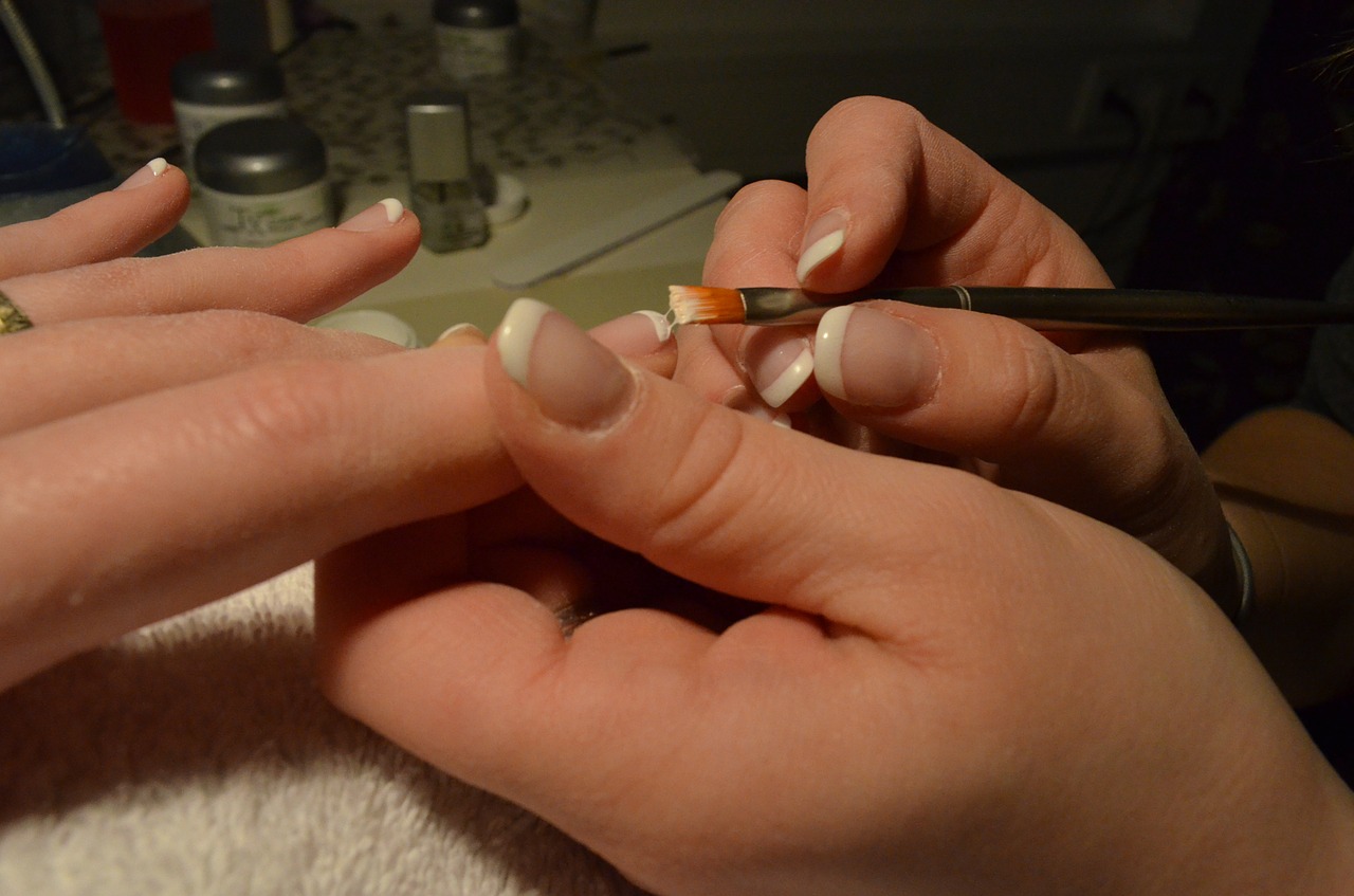 Frezarka do paznokci – opinie. Niezawodna pomoc w pielęgnacji paznokci – frezarka Nail Master