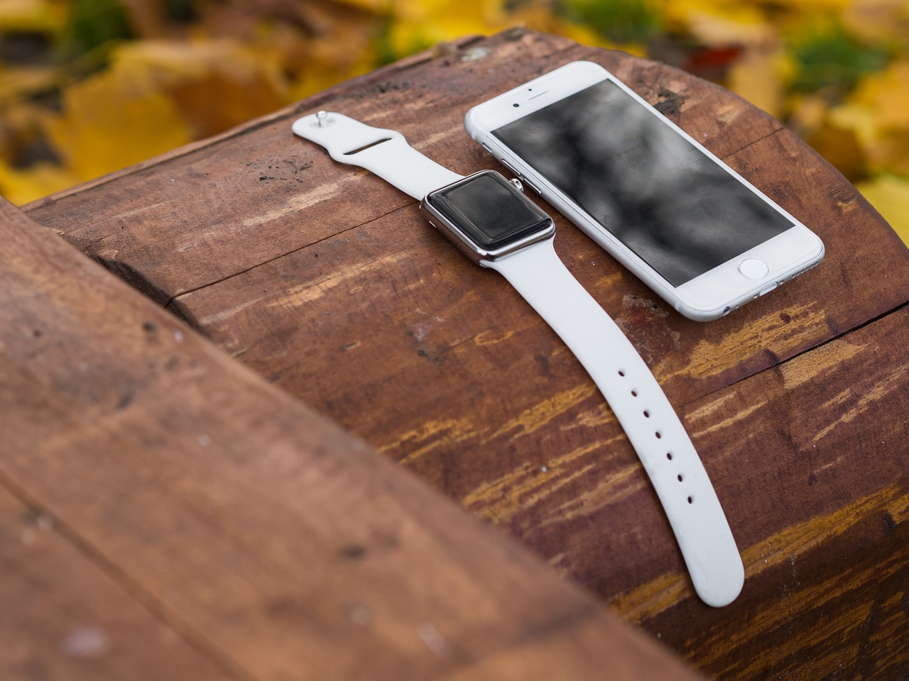 Smartwatch z kartą sim- zegarek przyszłości